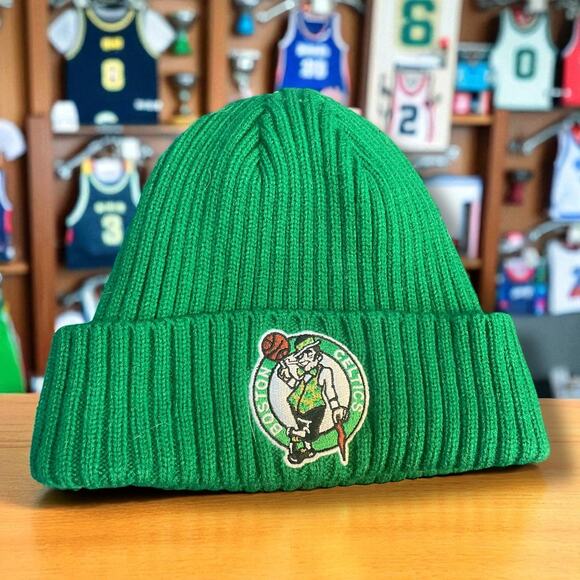 New Era Boston Celtics Knit Beanie Hat Cap Cuff Pom Lined Wool NBA Basketball - Picture 13 of 13